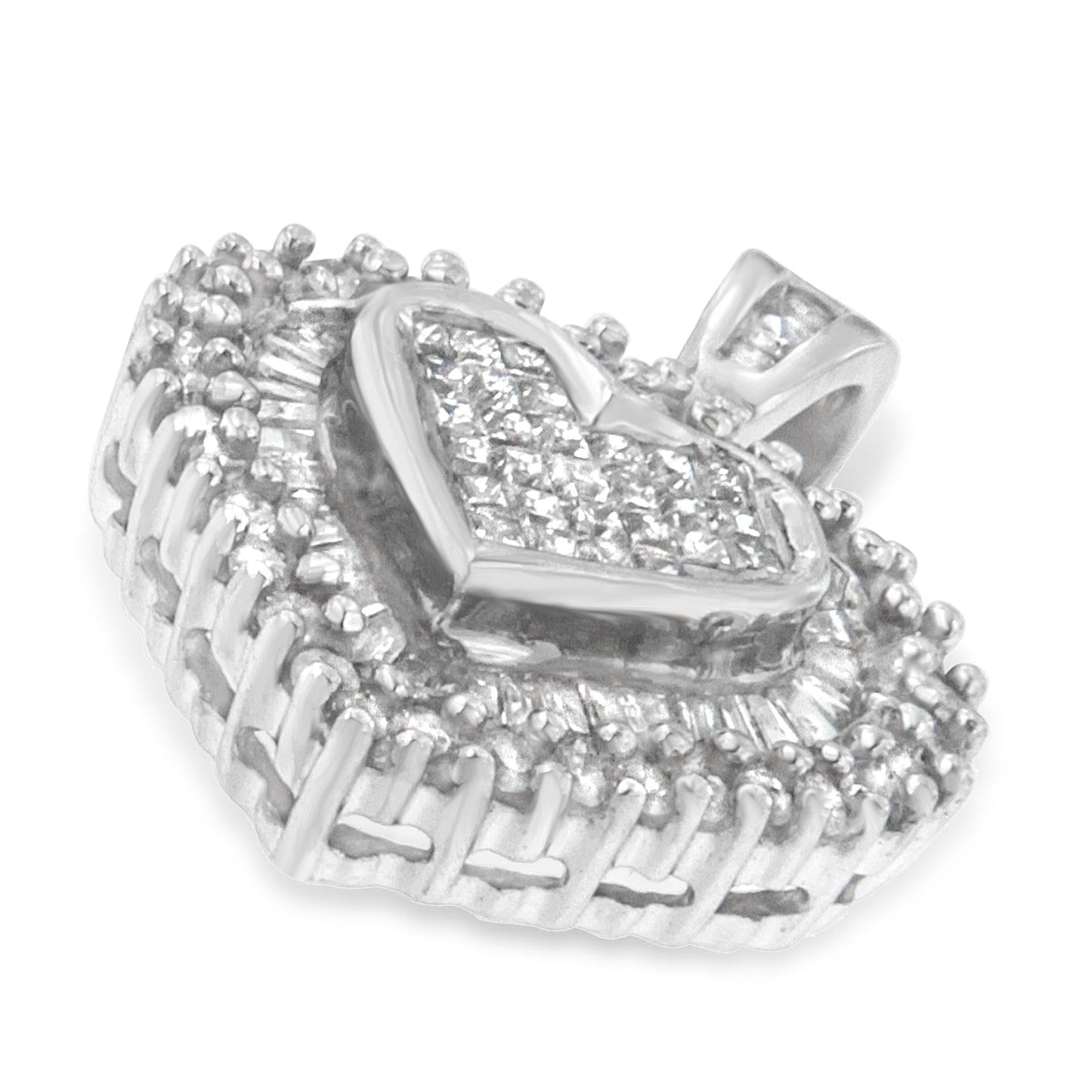 10K White Gold 1 Cttw Diamond Heart Pendant Necklace